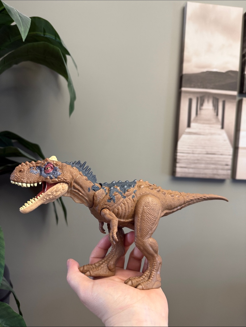Dinosaur Mattel Jurassic World Dominion Roar Strikers Rajasaurus Dino Rex